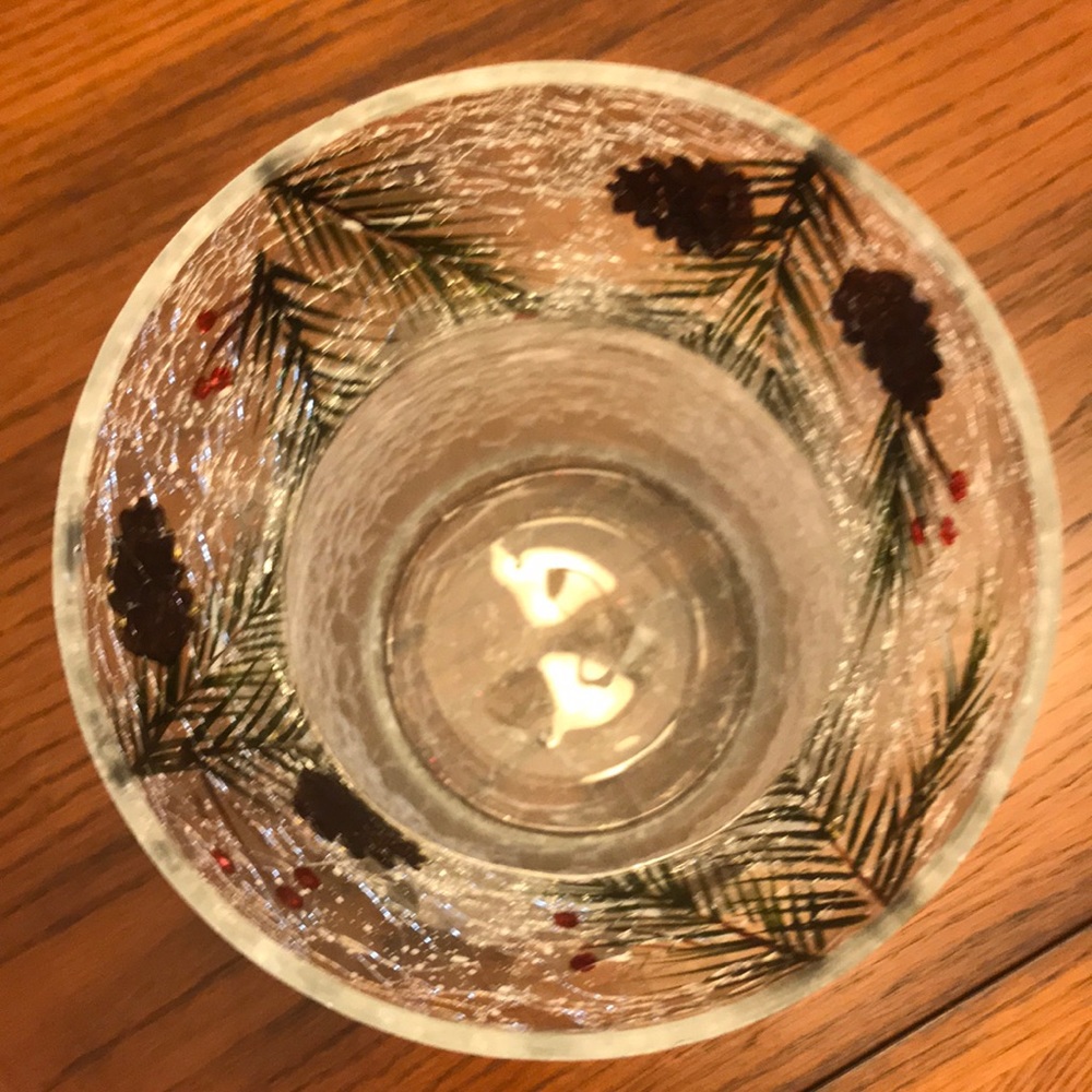 Holiday vase / candle holder! - Picture 2 of 3